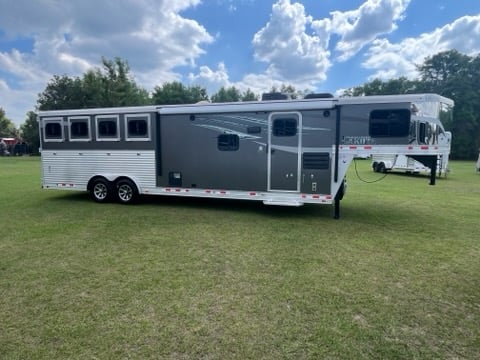 2018 Lakota Charger  4 Horse Slant Load Gooseneck Horse Trailer With Living Quarters SOLD!!! 