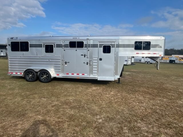 2026 4-Star 2+1 Straight Load Gooseneck Horse Trailer SOLD!!! 