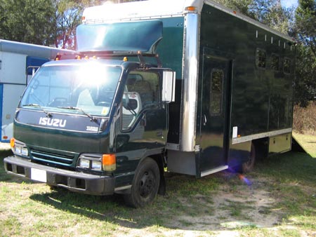 1995 Izuzu Slant Load Van  3 Horse Truck SOLD!!! 
