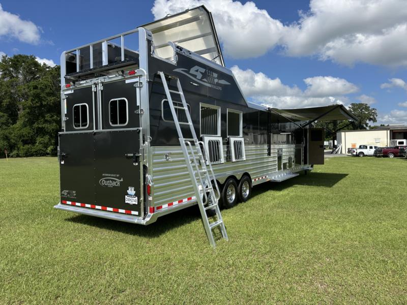 2026 4-Star Draft Horse/Toy Hauler - 18' Outback Customs - Charcoal  3 Horse Slant Load Gooseneck Horse Trailer With Living Quarters SOLD!!! 