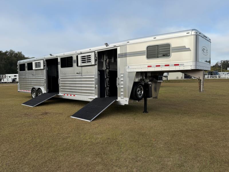 2027 4-Star Head to Head - Clean Coat - 10K Air Ride -  6 Horse Straight Load Gooseneck Horse Trailer