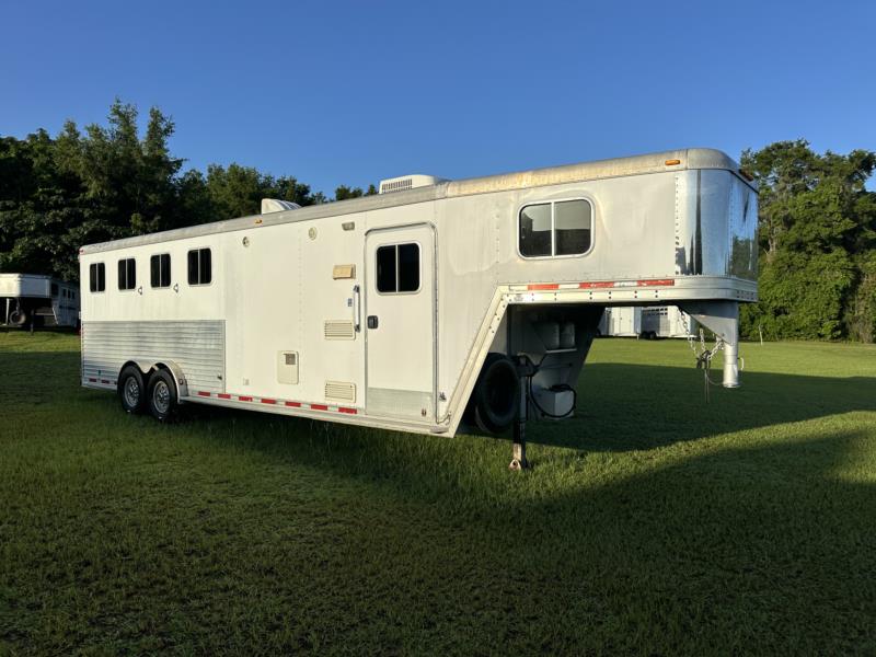 2005 Featherlite   4 Horse Slant Load Gooseneck Horse Trailer With Living Quarters SOLD!!! 