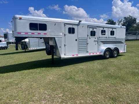 2003 4 Star 3 Horse Slant Load Gooseneck Horse Trailer SOLD!!! 2003 4 Star 3 Horse Slant Load Gooseneck Horse Trailer SOLD!!!