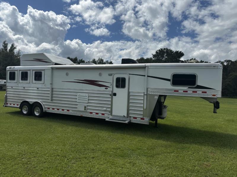 2022 4-Star   3 Horse Slant Load Gooseneck Horse Trailer With Living Quarters SOLD!!! 