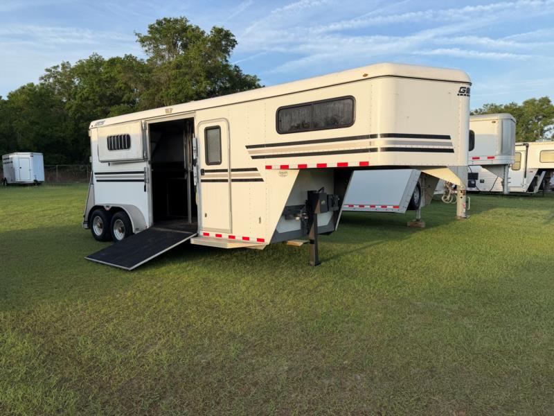 2017 Gore Side Ramp - White -  2 Horse Straight Load Gooseneck Horse Trailer
