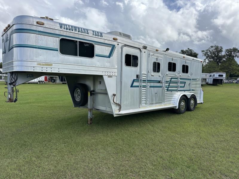 1998 Elite   3 Horse Slant Load Gooseneck Horse Trailer SOLD!!! 