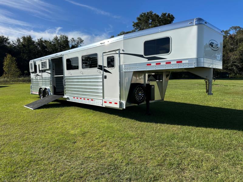 2027 4-Star Head to Head - White -  5 Horse Straight Load Gooseneck Horse Trailer SOLD!!! 