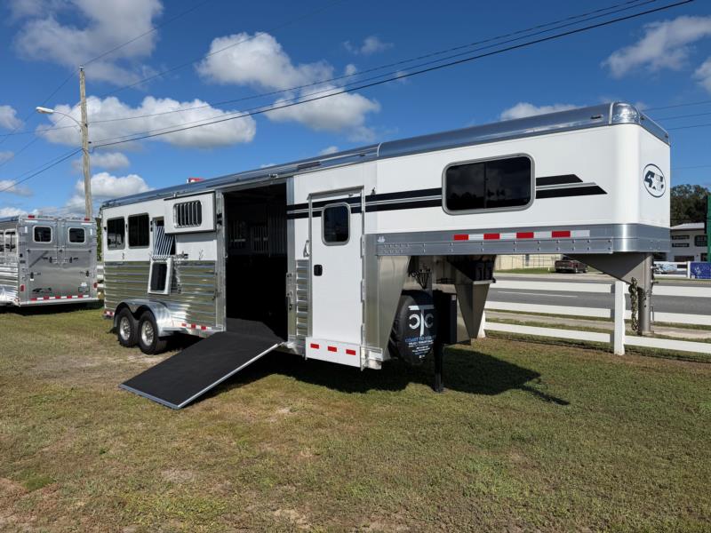 2027 4-Star 25' 2+1 - Air Ride - White -  3 Horse Straight Load Gooseneck Horse Trailer