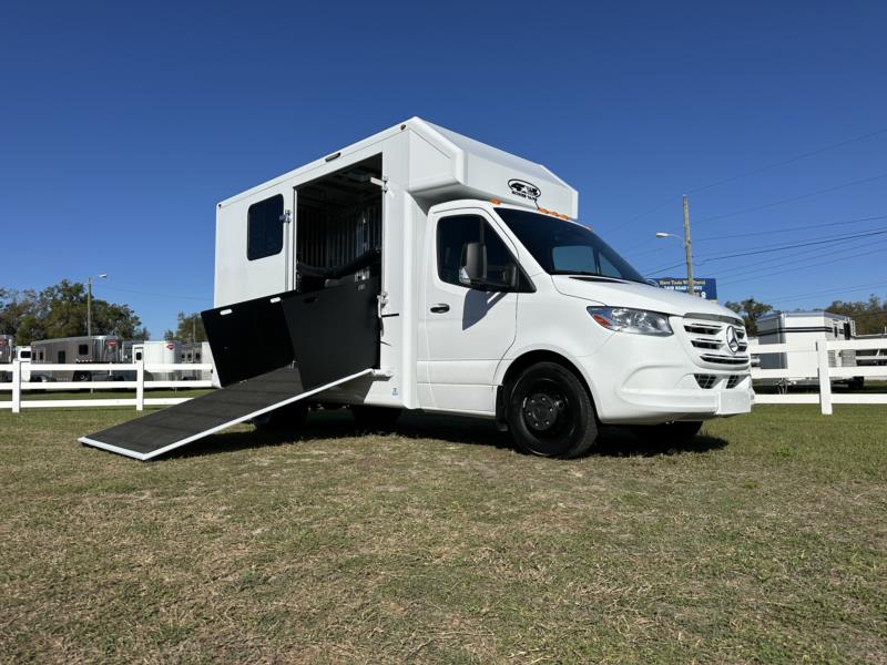 2026 Mercedes/4-Star Horse Van - White -  2 Horse Straight Load Truck SOLD!!! 