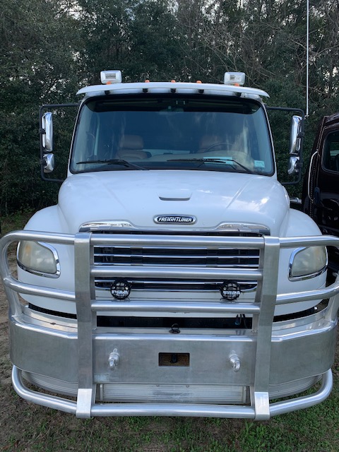 2006 Freightliner Sport Chassis Truck SOLD!!! 
