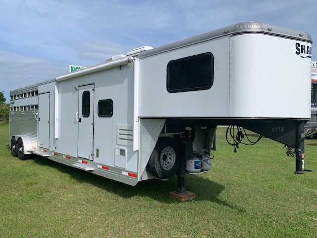 2015 Shadow Stock Combo  4 Horse Straight Load Gooseneck Horse Trailer With Living Quarters