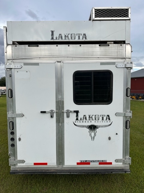 2020 2020 Lakota Bighorn  4 Horse Slant Load Gooseneck Horse Trailer With Living Quarters SOLD!!! 